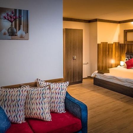 White Cedar Hotel &Resort Аль-Арз Екстер'єр фото