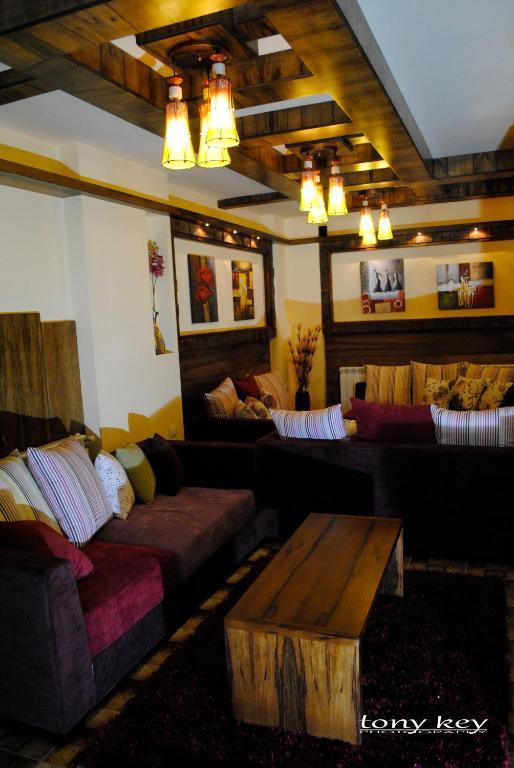 White Cedar Hotel &Resort Аль-Арз Екстер'єр фото